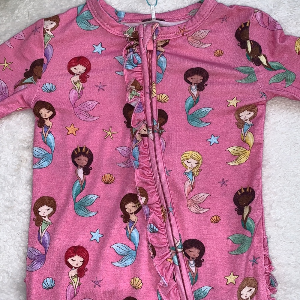 NWT Posh Peanut Mermaid Footie 9-12M Mermaids Pink - Picture 3 of 9